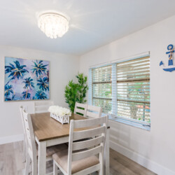 Image of dining room at Sunrise Bay Property Short Term Rental in Holmes Beach Florida