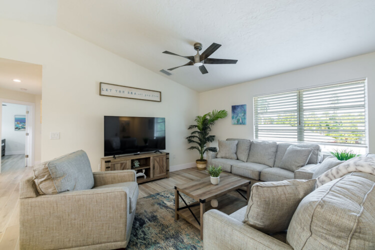 Image of living room at Sunrise Bay Property Short Term Rental in Holmes Beach Florida