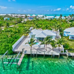 Short Term Rental in Abaco Bahamas with Boat Dock