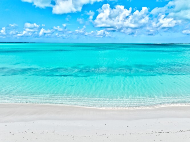 Beautiful Beaches - Short Term Rental in Abaco Bahamas