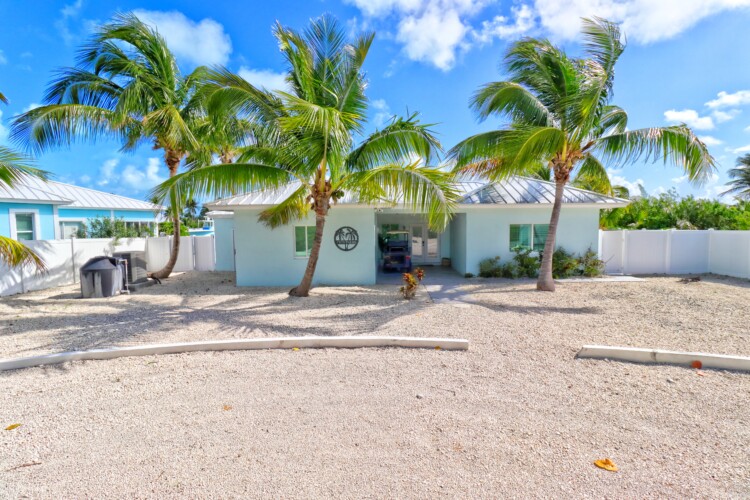 Front Exterior of Home - Short Term Rental in Abaco Bahamas